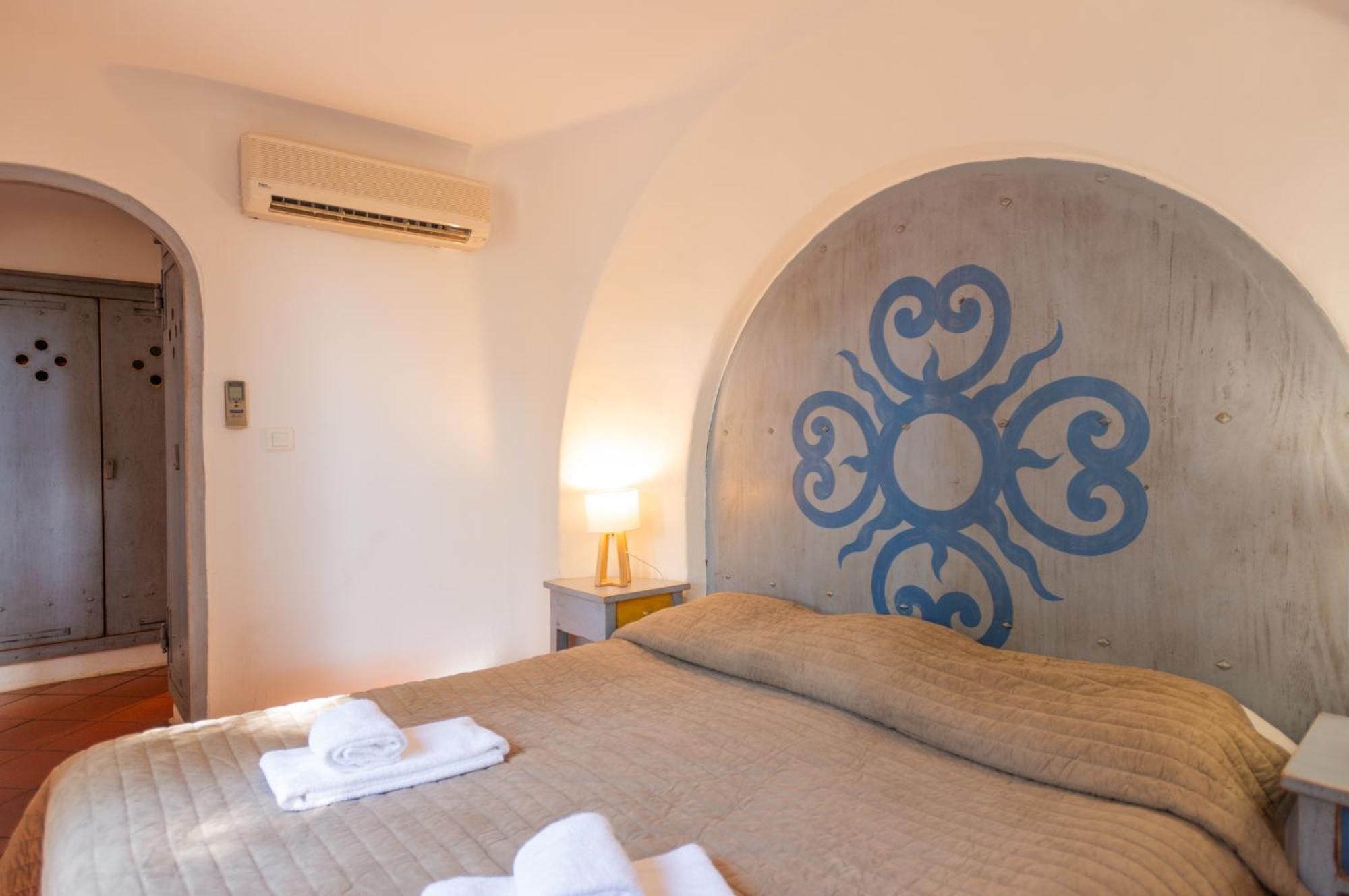 Hotel Domaine De Caranella