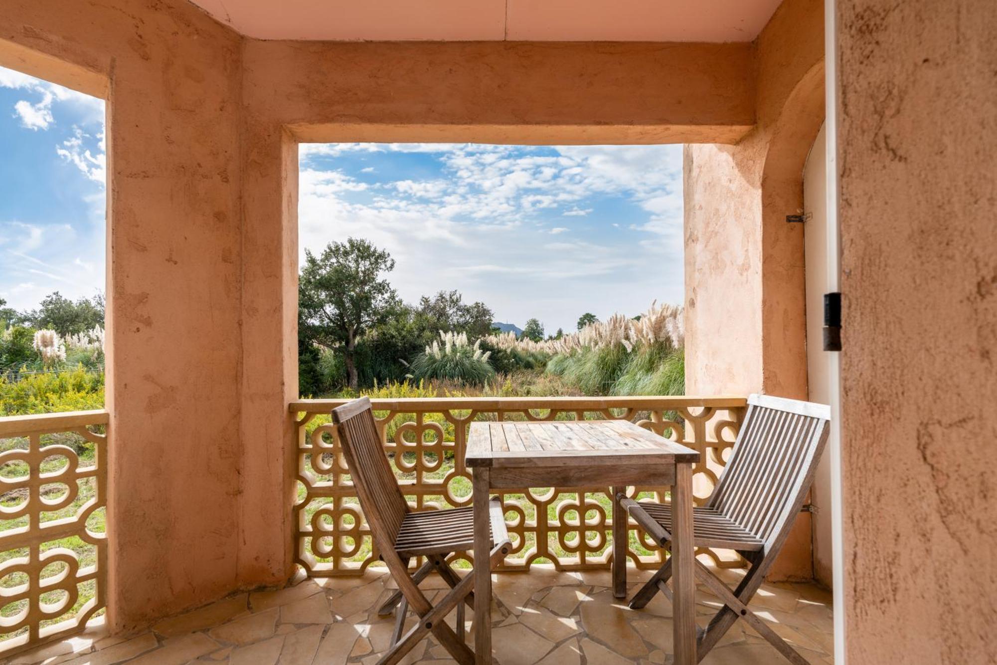 Domaine De Caranella 3*