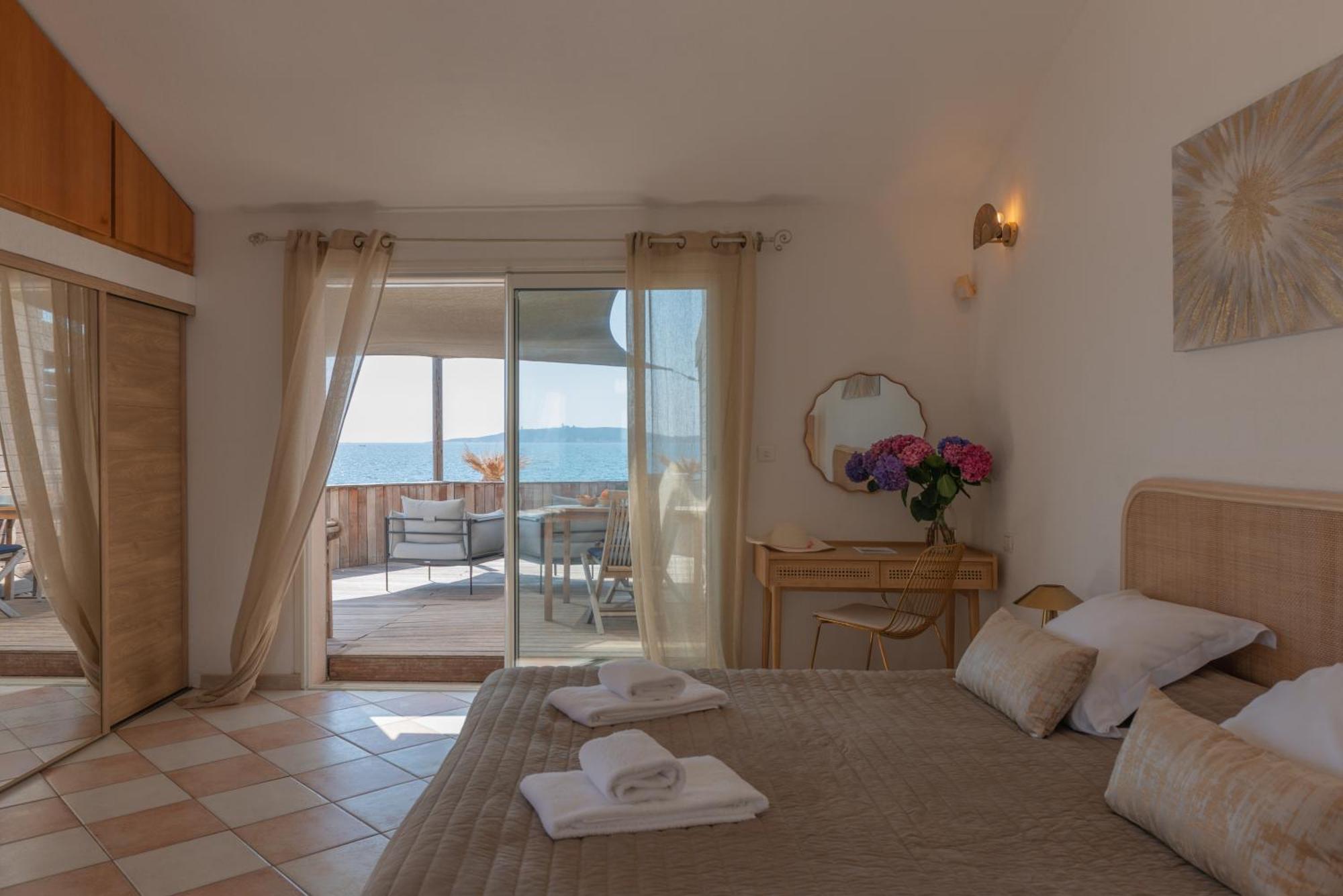 Domaine De Caranella 3* Porto-Vecchio (Corsica)